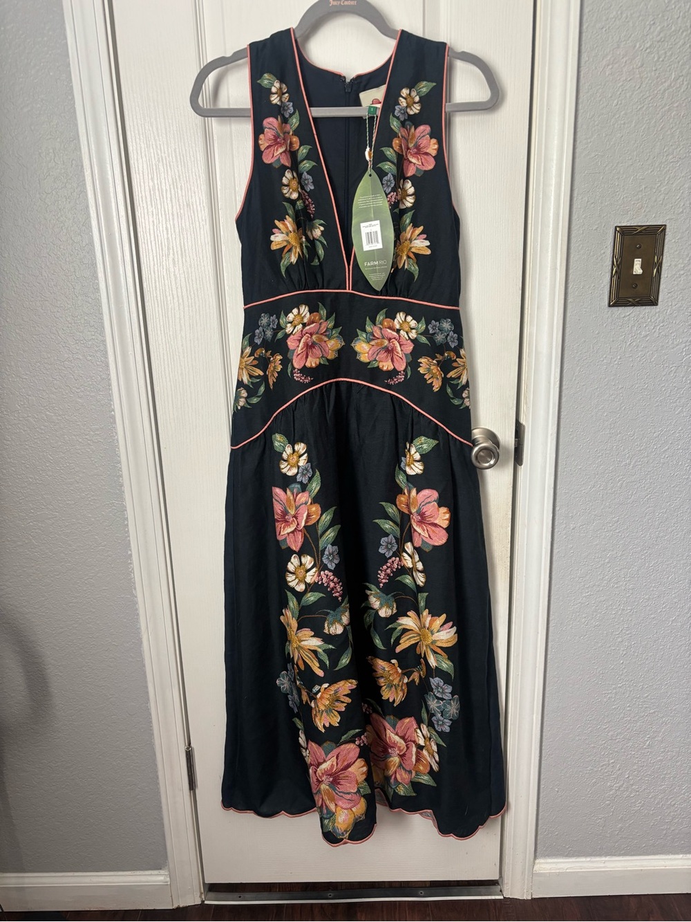 FARM Rio Maira Floral Dark Blue Midi Dress - Picture 7 of 12